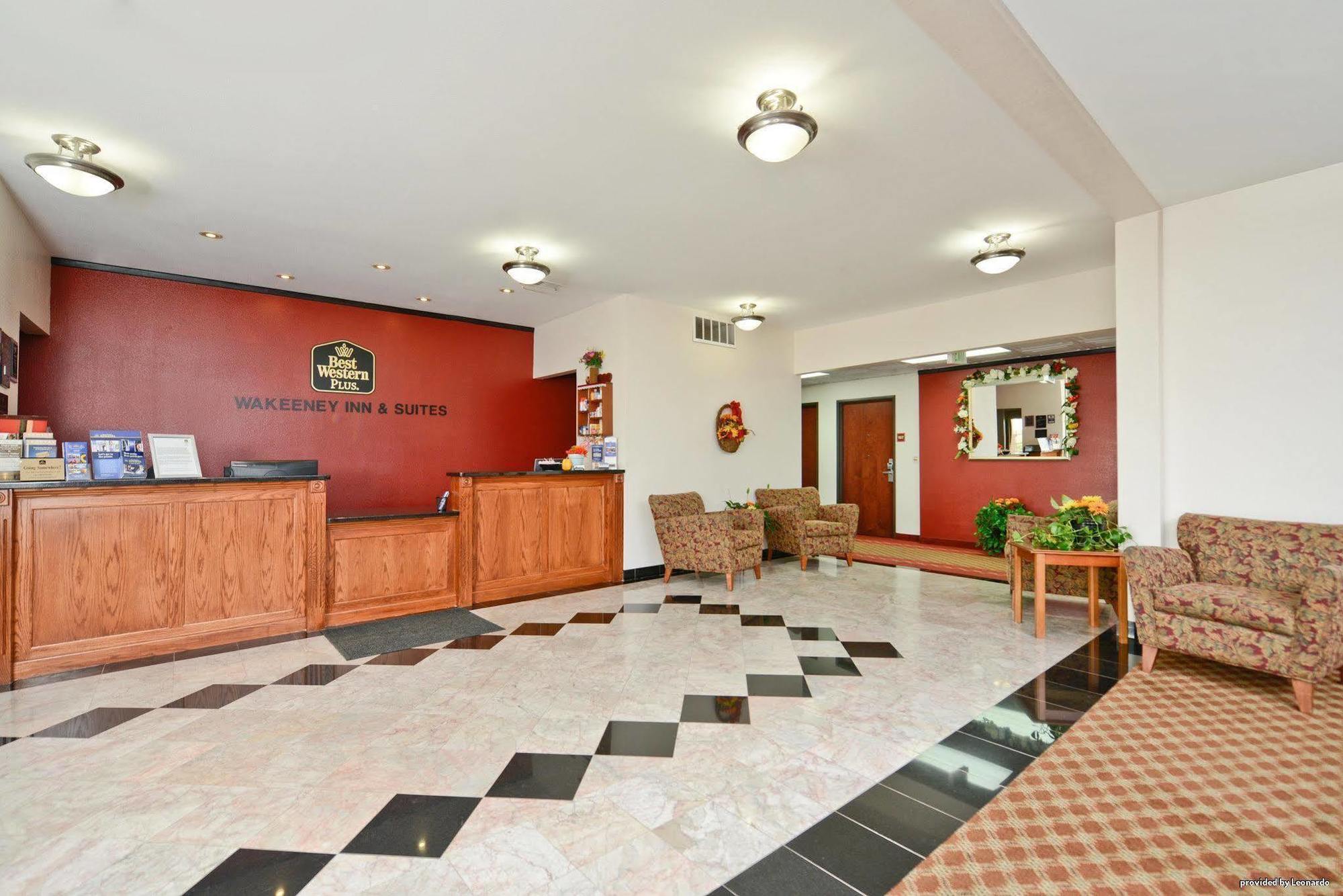 Best Western Plus Wakeeney Inn & Suites Buitenkant foto