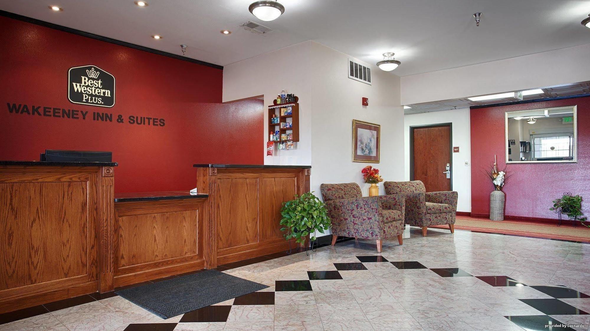 Best Western Plus Wakeeney Inn & Suites Buitenkant foto