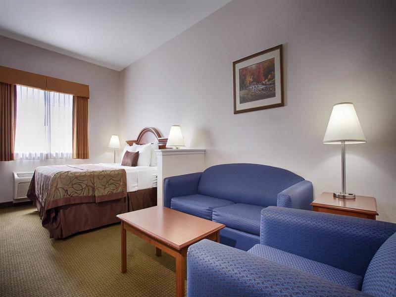Best Western Plus Wakeeney Inn & Suites Buitenkant foto